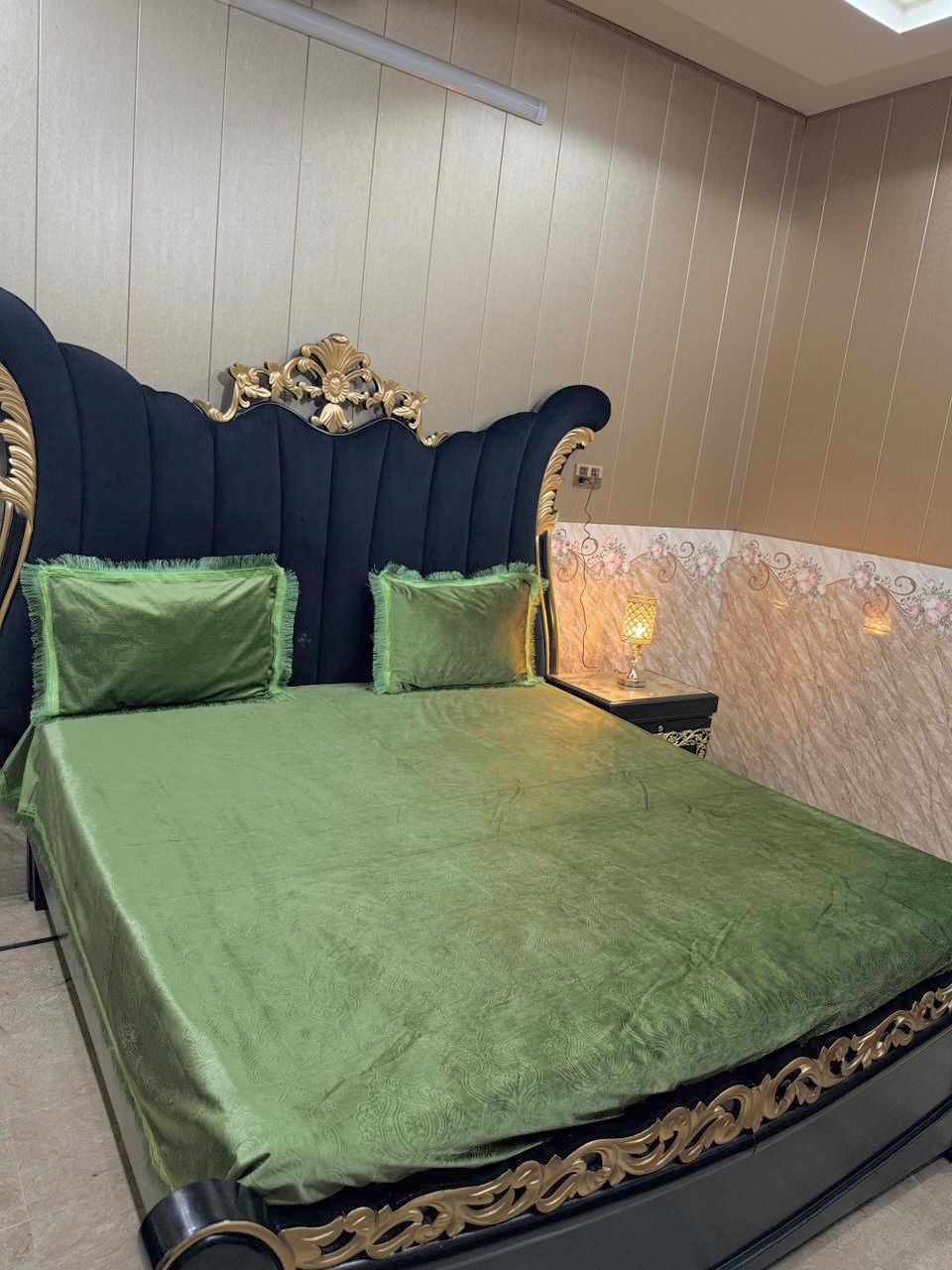 Embossed velvet bedsheet by Al Ghani O Nisar featuring a luxurious textured design in soft, elegant fabric.