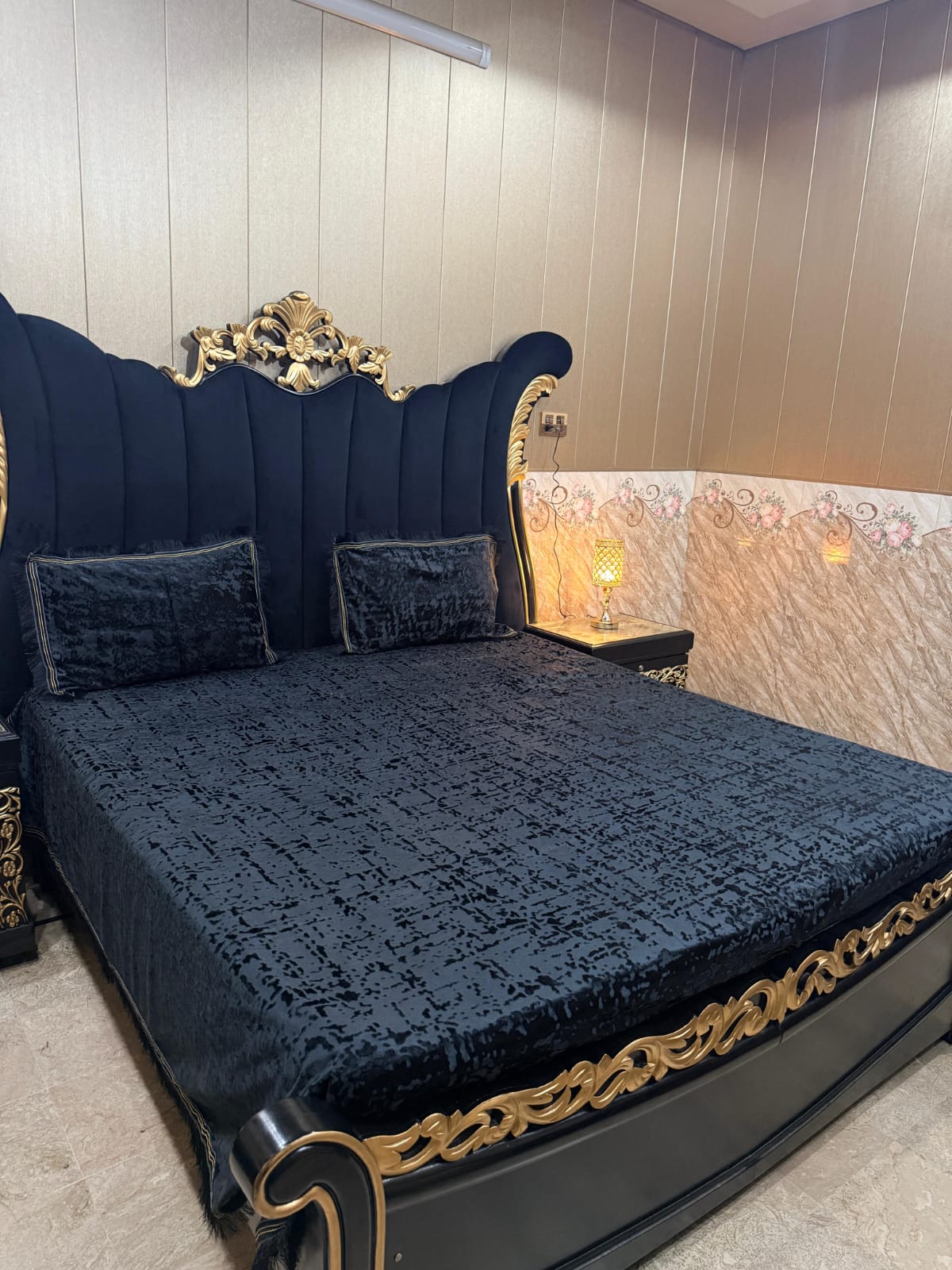 Velvet bedsheet from Barfi collection by Al Ghani O Nisar, featuring smooth fabric and elegant design in the image.
