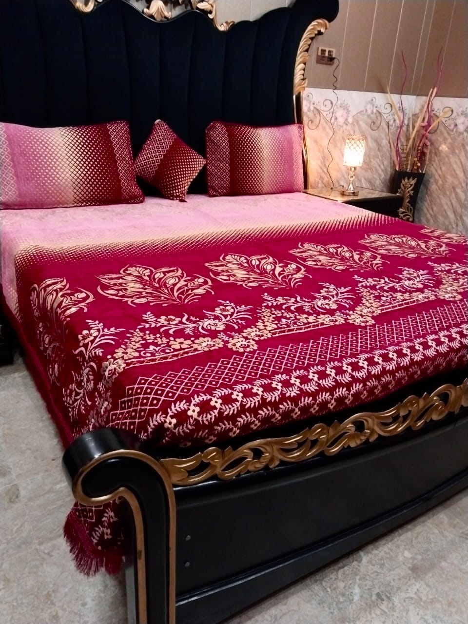 Al Ghani O Nisar Jovial Jacquard bedsheet with intricate woven patterns in soft, elegant fabric for a stylish bedroom look.