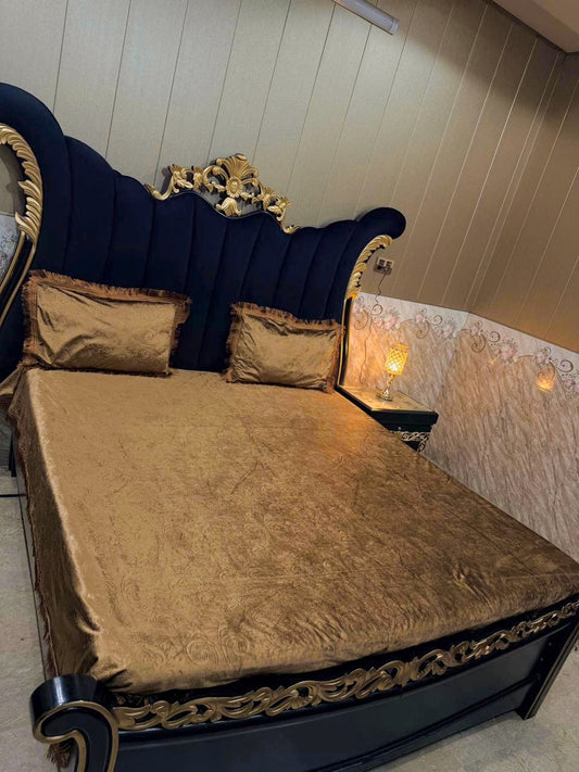 Embossed velvet bedsheet by Al Ghani O Nisar, featuring a luxurious textured design in rich fabric.