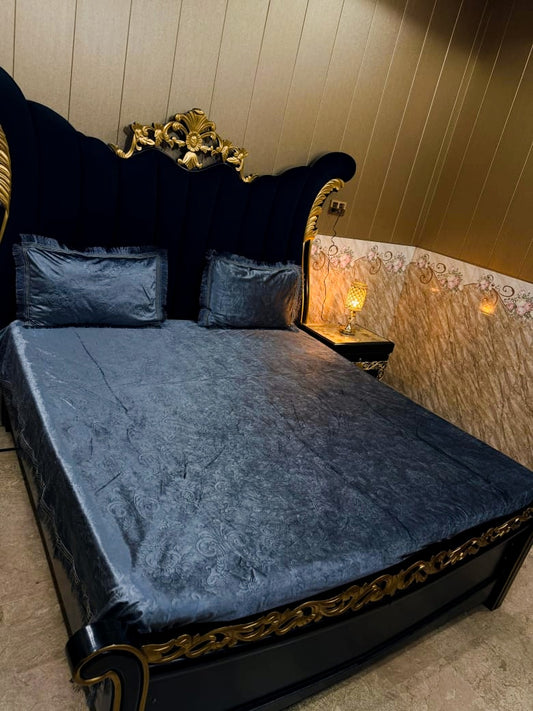 Embossed velvet bedsheet by Al Ghani O Nisar featuring luxurious textured fabric in a stylish design.